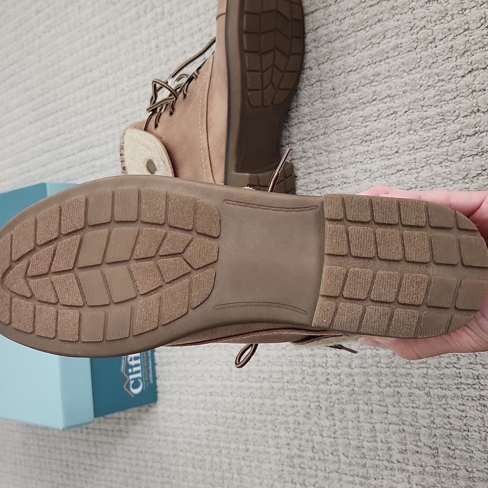 New Cliffs Ankle Booties - Picture 4 of 5